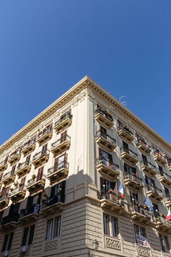 Il Tari Apartment Палермо Екстериор снимка