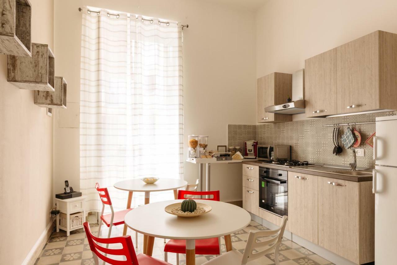 Il Tari Apartment Палермо Екстериор снимка